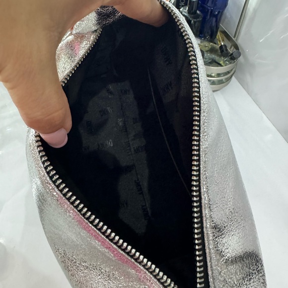 DKNY Shoulder bag - Picture 6 of 7